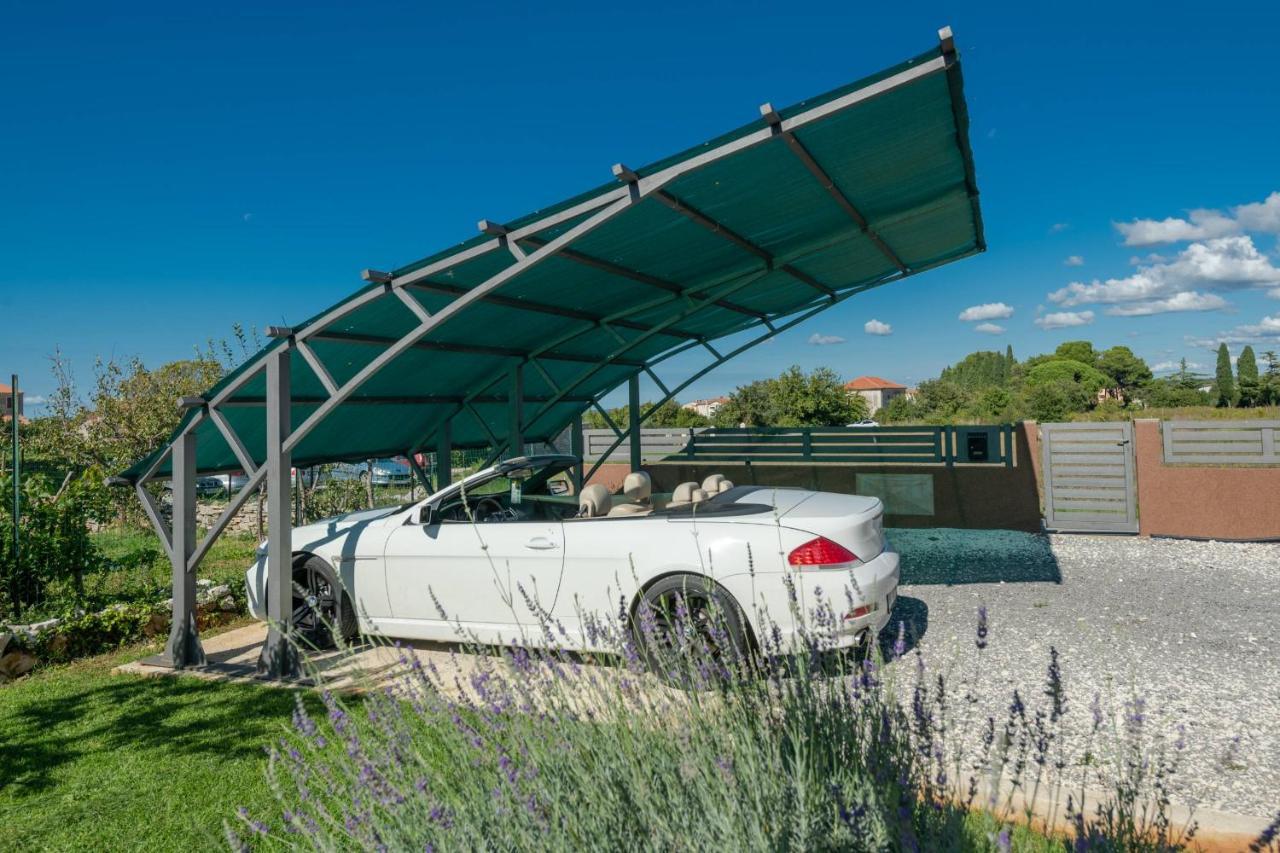 Bobo Family House With Pool Villa Vodnjan Eksteriør billede